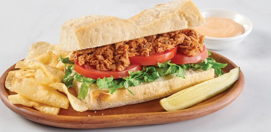 Cajun Tuna Po’Boy