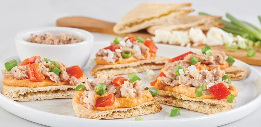 Cracked Pepper with Roasted Garlic Tuna Pita Wedges