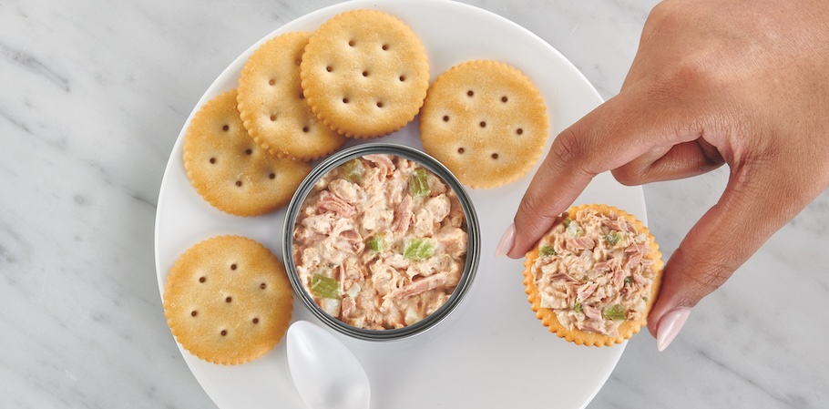 starkist®-snack-to-go™-classic-tuna-salad